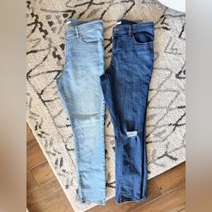 Levi's Light Blue and Dark Blue Skinny Jeans, sz. 32 waist - Lot of 2